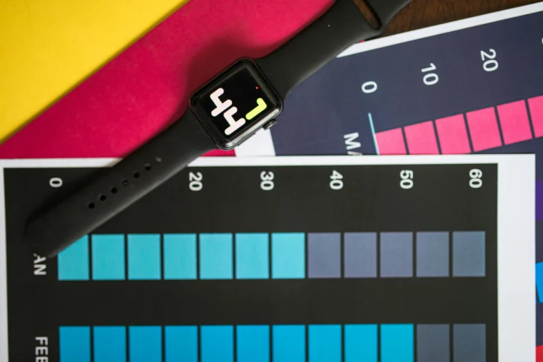 Oura Ring 4 vs WHOOP 4.0: Which Sleep Tracker Actually Improves Your Deep Sleep in 2026?